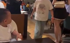 《年轻的护士3》在线观看视频